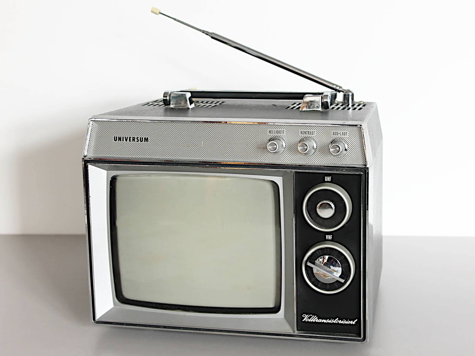 Quelle-Fernseher mit getrennten Tunern
