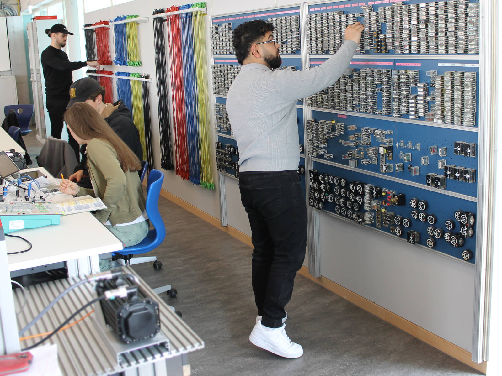 Bauteilewand in der Elektronikschule Tettnang 2026