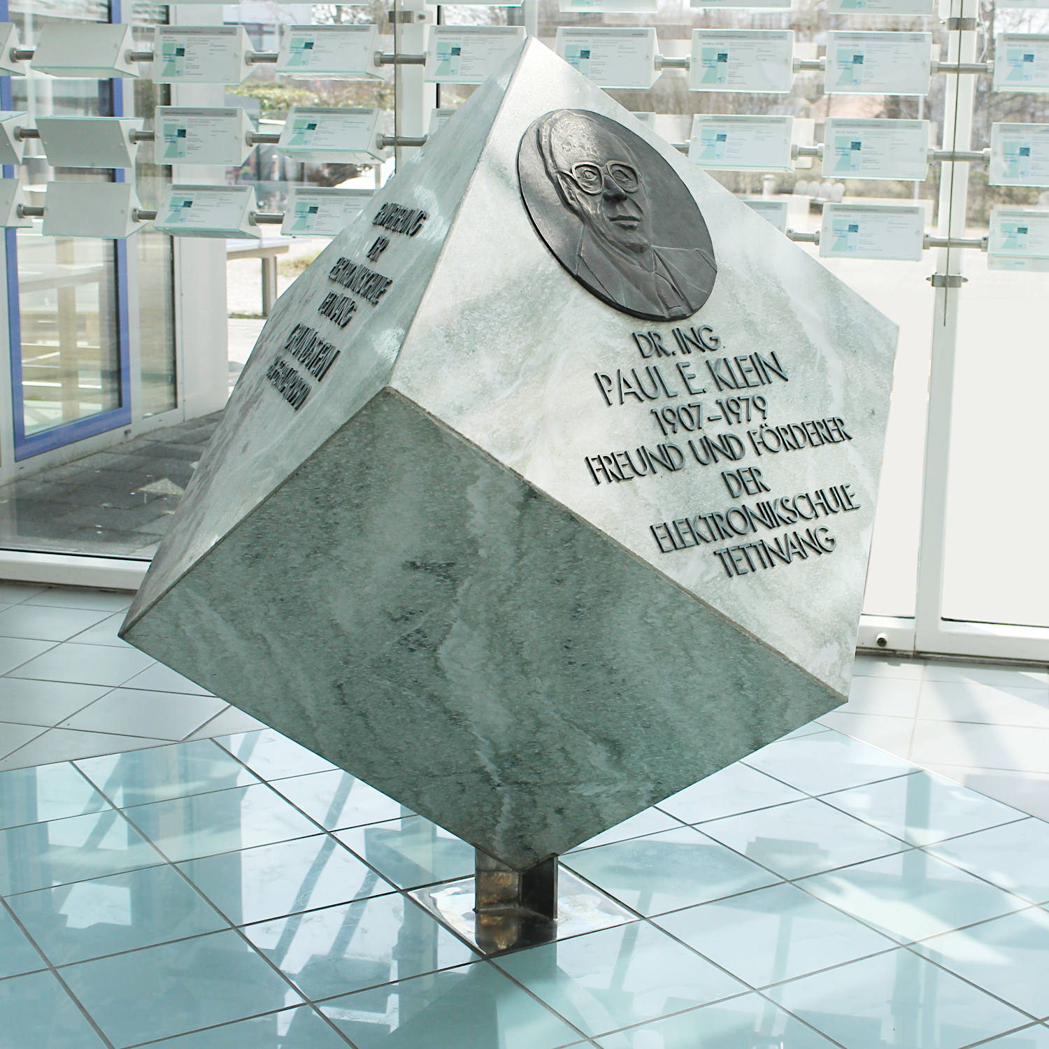 Denkmal Dr. Paul E. Klein Denkmal Dr. Paul E. Klein